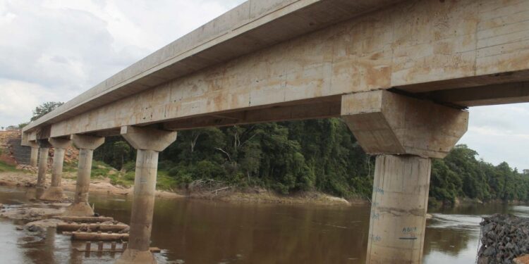 Alan Queiroz solicita construção de ponte de concreto sobre o Rio Riachuelo, em Ji-Paraná