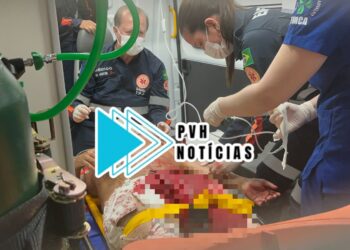 ATUALIZADA: Briga na frente de escola termina com aluno esfaqueado em Porto Velho