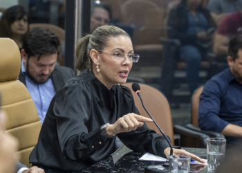 Sofia Andrade denuncia silêncio da Câmara e da Prefeitura após ataque à sua honra: ‘Quando é mulher de direita, parece que tudo é permitido”