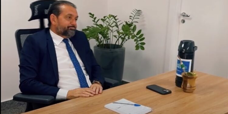 Deputado Laerte Gomes solicita ao DER limpeza urgente das laterais da RO-387 em Espigão do Oeste