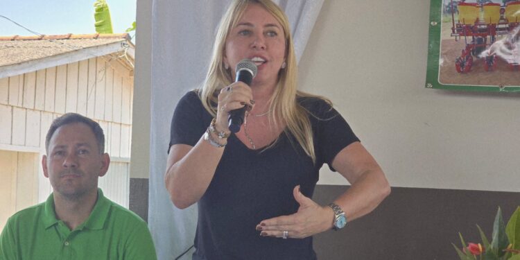 Ieda Chaves garante R$ 180 mil para produtores rurais de Ouro Preto do Oeste