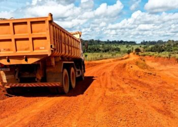 Alan Queiroz solicita melhorias na RO-006 e governo confirma manutenção em trecho entre BR-319 e Vila Franciscana