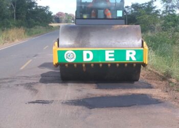 Deputado Luizinho Goebel indica recuperação asfáltica em distrito de Cabixi
