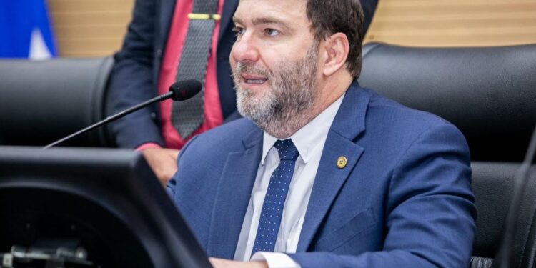 Deputado Alex Redano destina emenda de R$ 150 mil para a 27ª Mostra de Folclore e Cultura Popular da Associação São Tiago Maior