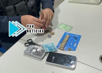 VIDA PREGRESSA: Adolescente que passeava de moto app é flagrado com drogas e munições na zona leste