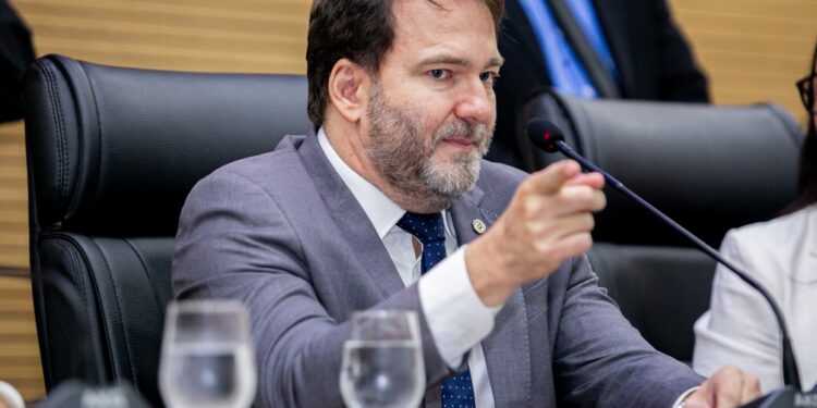 Deputado Alex Redano cobra manutenção urgente de ponte no Rio Branco, RO-257