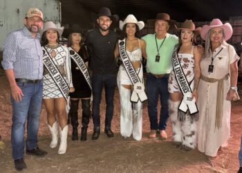 Deputado Laerte Gomes participa da abertura da 17ª Expomarques em Costa Marques