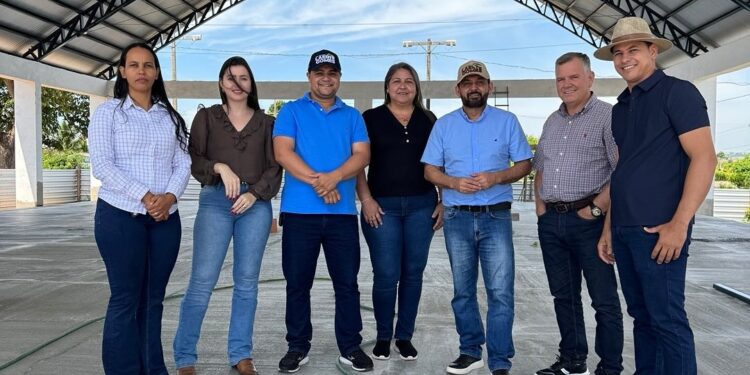Deputado Laerte Gomes visita Chupinguaia e acompanha de perto obras no distrito de Novo Plano