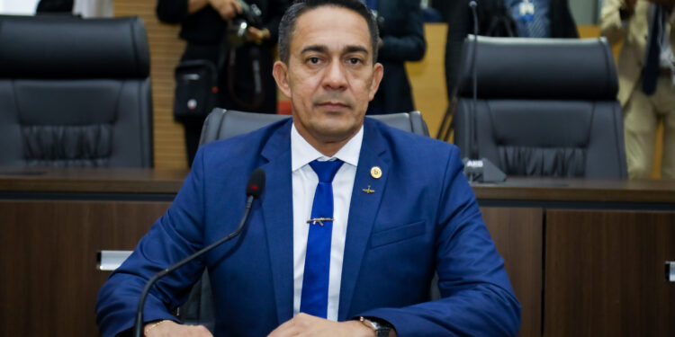 Eyder Brasil destina emenda para capacitação de 220 jovens em curso de formação de vigilantes em Porto Velho