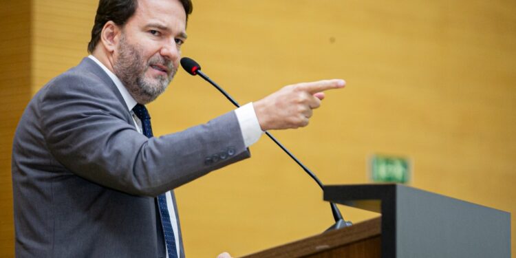 Deputado Alex Redano solicita reforço urgente no patrulhamento policial no Centro de Porto Velho