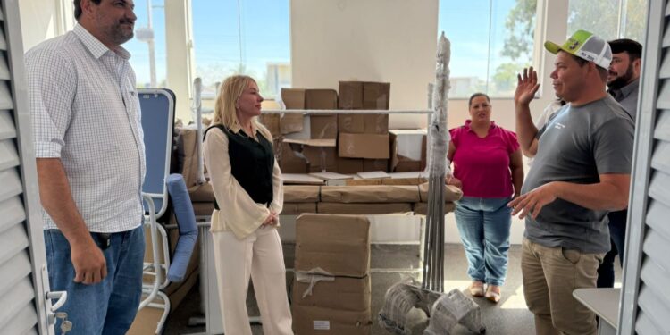 Ieda Chaves visita Cabixi e destina R$ 1,2 milhão para saúde, educação e lazer