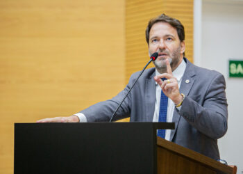 Deputado Alex Redano solicita recuperação urgente do trecho da RO-140 entre B40 Sul e Joelândia