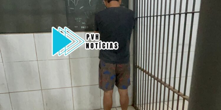 CAIU: Suspeito de fazer furto em residências no Loteamento Tropical é preso pela PM