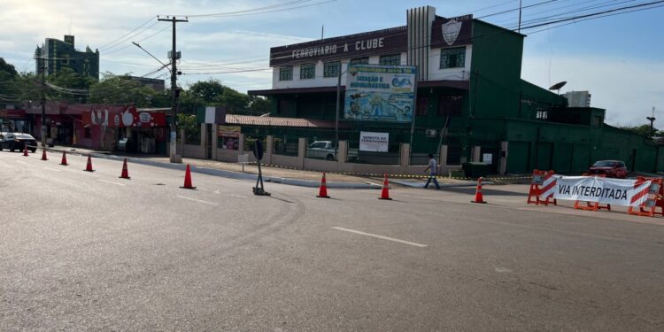 INTERDIÇÕES: condutores devem ficar atentos às mudanças no trânsito durante o aniversário de Porto Velho