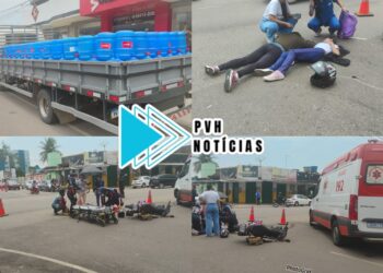 URGENTE: Caminhão invade preferencial e atinge mãe e filha em moto no centro
