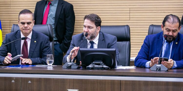 Deputado Alex Redano solicita vistoria técnica urgente na Rodovia 459