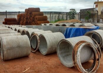 Deputado Alan Queiroz solicita melhorias em pontes e rede de drenagem em Candeias do Jamari