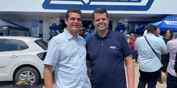 Vereador Adalto de Bandeirantes prestigia inauguração do Centro de Distribuição Gazin em Porto Velho