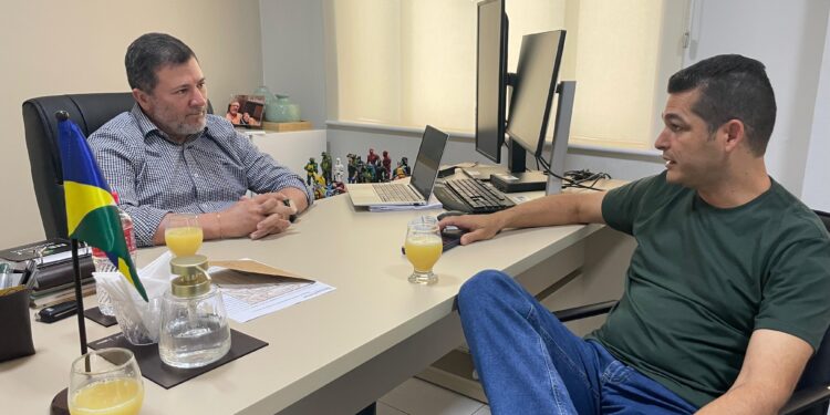 Vereador Adalto de Bandeirantes busca avanços na regularização fundiária dos distritos de Porto Velho