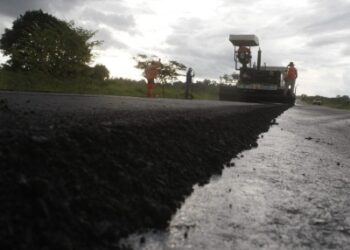 Deputado Alan Queiroz solicita trabalho de recapeamento da RO-479 no município de Rolim de Moura