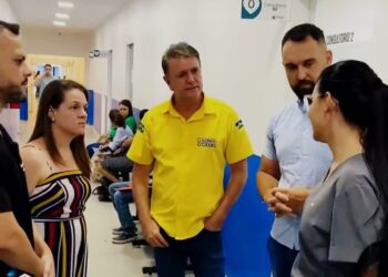 Deputado Luizinho Goebel visita Hospital Regional de Vilhena e conversa com pacientes e profissionais da saúde