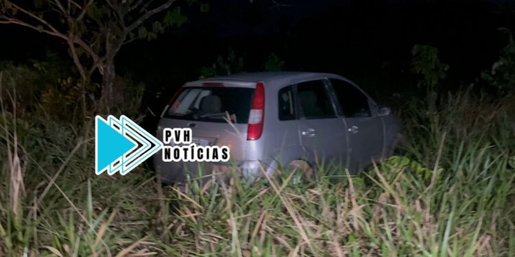 URGENTE: Equipe do sgt Machado encontra carro roubado de idoso que foi amarrado na capital