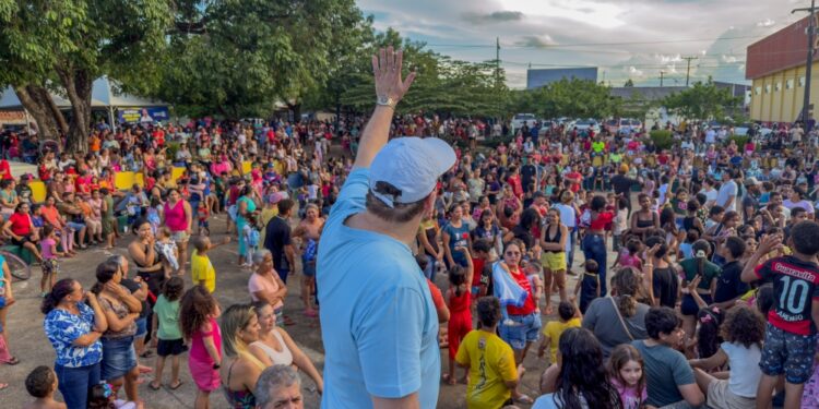 Deputado Alex Redano promove dia de alegria para mais de duas mil Crianças em Ariquemes