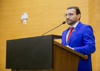 Deputado Ribeiro do Sinpol relembra valorização salarial no Dia do Servidor Público