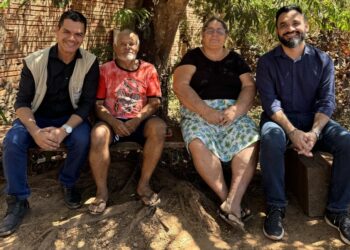 Deputado Cássio Gois garante obras de drenagem e asfalto para o Distrito Riozinho.