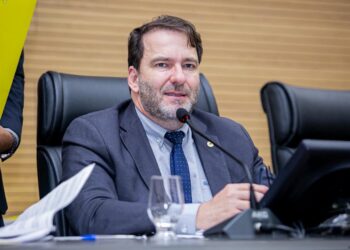 Deputado Alex Redano solicita operação tapa-buracos entre Ariquemes e o Distrito de Quinto Bec, em Machadinho do Oeste