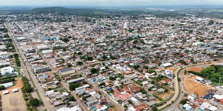 Deputado Alex Redano indica recurso de R$ 366 mil para as festividades dos 48 anos de Ariquemes