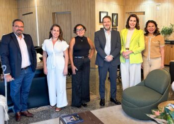 Alex Redano recebe ex-deputada Mileni Mota e representantes da Comissão de Direito Agrário da OAB-RO