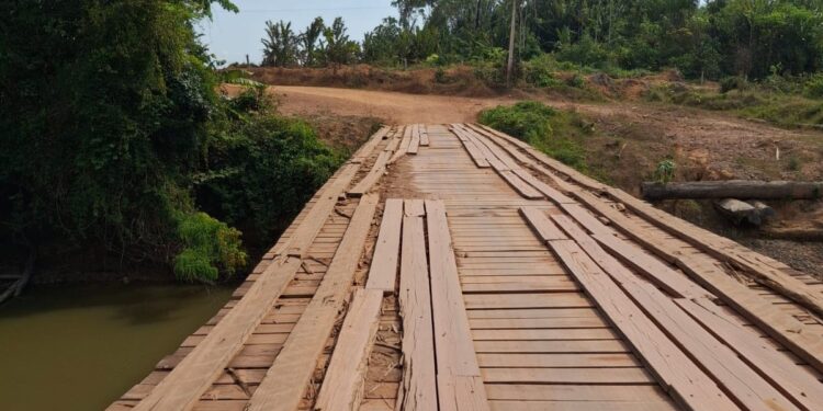 Deputado Alex Redano solicita manutenção urgente da ponte sobre o Rio Preto, na RO-140, em Rio Crespo
