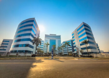 INTERDIÇÃO TEMPORÁRIA: Avenida Farquar, em frente ao Palácio Rio Madeira, será interditada para o “Natal de Luz” do governo de RO