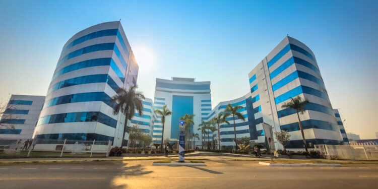 INTERDIÇÃO TEMPORÁRIA: Avenida Farquar, em frente ao Palácio Rio Madeira, será interditada para o “Natal de Luz” do governo de RO