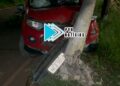 URGENTE: Carro Eco Sport derruba poste de iluminação na Avenida Mamoré em Porto Velho