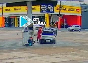 VÍDEO: Acidente com capotamento deixa motorista ferido na Abunã