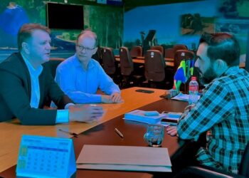 Colorado do Oeste inicia recuperação asfáltica em 22 vias urbanas, com apoio do deputado Luizinho Goebel