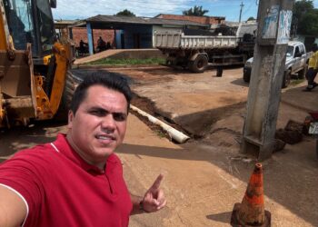 Vereador Edimilson Dourado acompanha obras de recuperação de via na zona sul de Porto Velho