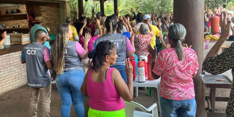 Encontro da Terceira Idade reúne mais de 600 idosos do Cone Sul na Chácara de Luizinho Goebel