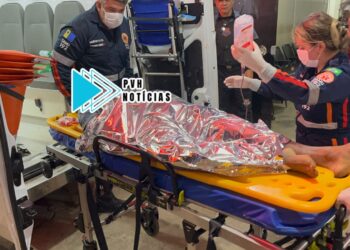 ATUALIZADA: Homem é arrastado para matagal e atacado a tiros em condomínio