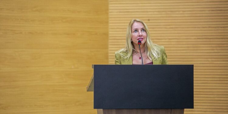 Ieda Chaves reforça apoio ao esporte com emenda para os Jogos da Juventude Universitária