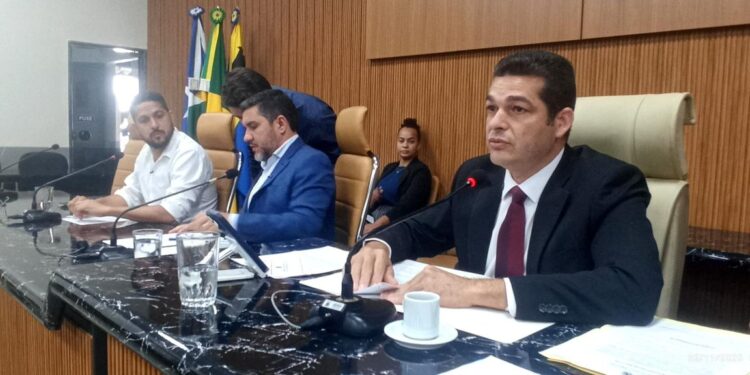 Vereador Adalto de Bandeirantes preside Audiência Pública sobre o Selo Verde e fortalecimento da agricultura local