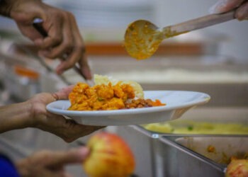 Alerta sobre riscos à saúde no uso de medicação para emagrecimento sem orientação médica é orientado pela Sesau