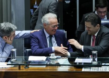 Por unanimidade, Senado aprova isentar IR para quem ganha até RS 5 mil