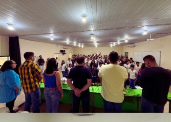 Laerte Gomes leva Projeto “Bom de Bola, Melhor na Escola” para estudantes em Nova Colina