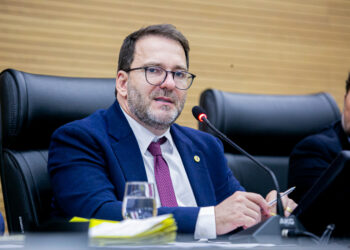 Alex Redano propõe audiência pública para discutir crise na política de preços do leite em Rondônia