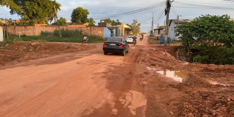 Vereador Edimilson Dourado cobra recapeamento urgente em trecho danificado da avenida Campos Sales