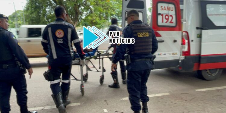 URGENTE: Adolescente é esfaqueada e tem mochila roubada por bandidos no centro