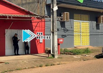 URGENTE: Homem é agredido com facão durante briga na zona sul